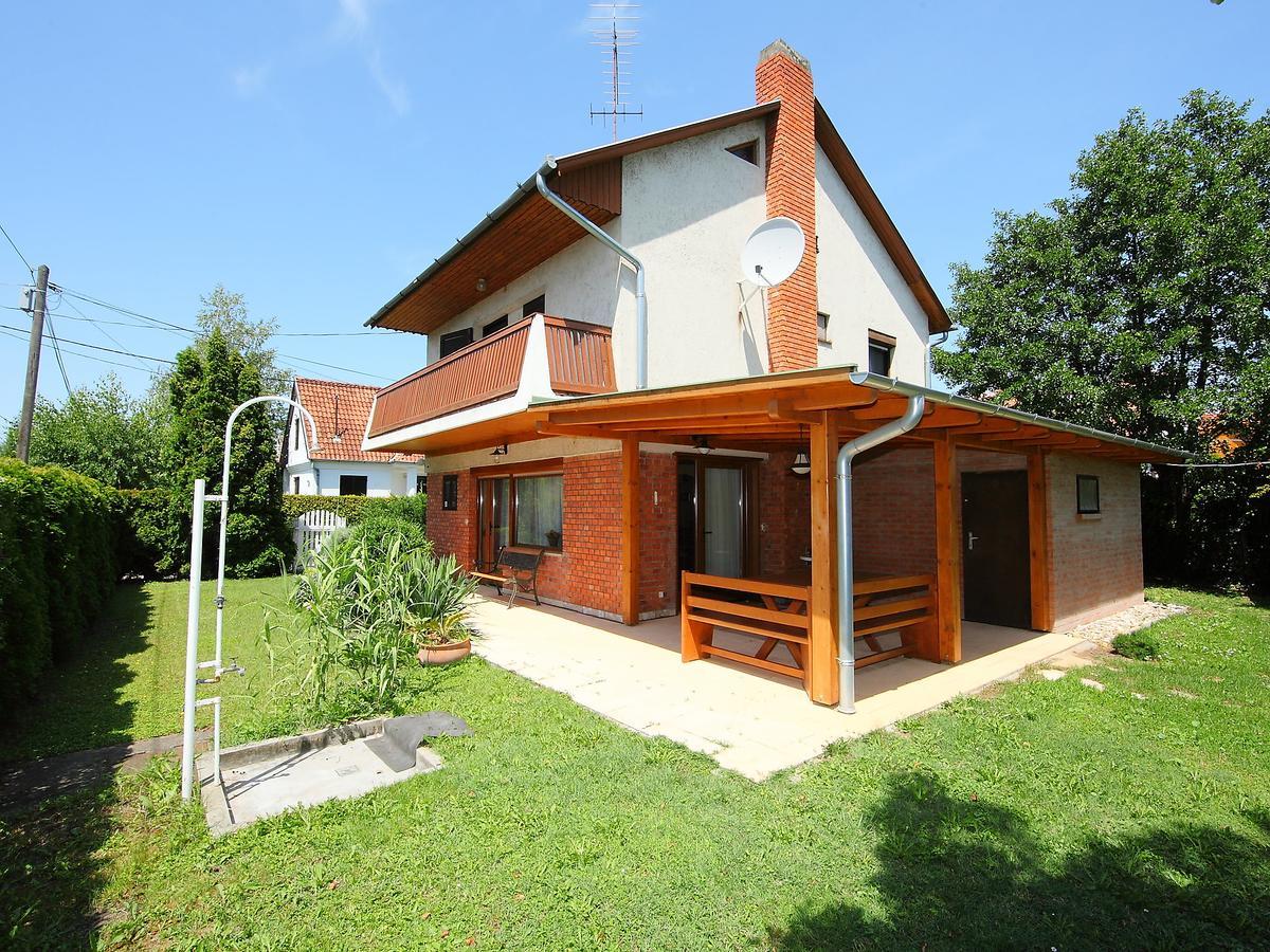 Holiday Home Brico By Interhome Balatonkeresztúr Екстериор снимка